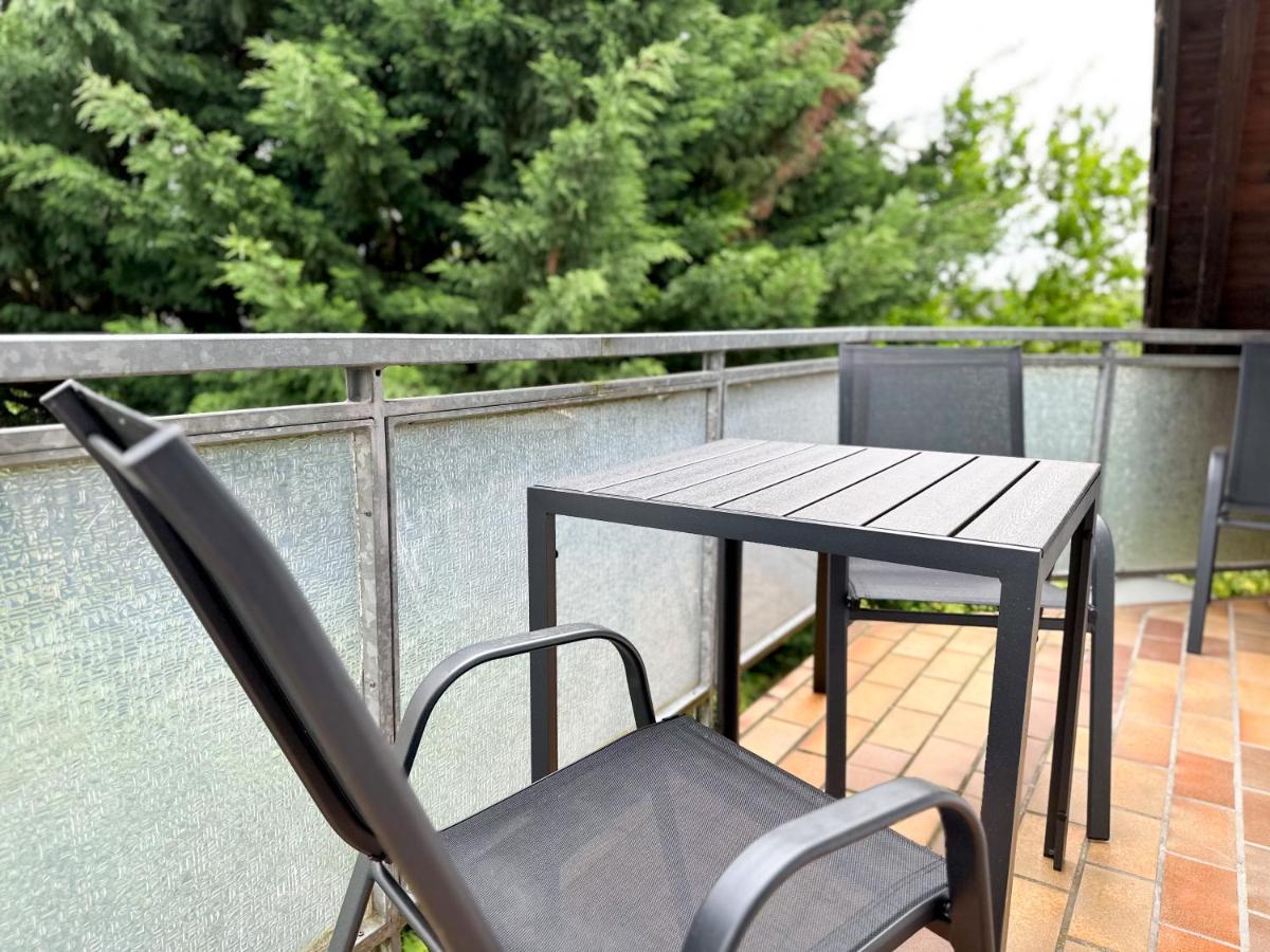 Ferienwohnung Schoenes Maifeld Polch Ngoại thất bức ảnh
